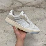 T1026CS41 - ADIDAS LOW ENTRAP BEIGE CREAM WHITE - 44,5