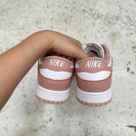 1026DU4 - DUNK LOW ROSE WHISPER - 44