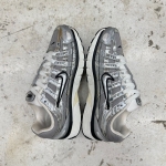1026CS51 - NIKE P-6000 SILVER METALLIC - 39