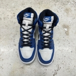 1026JD3 - JORDAN 1 AJKO STORM BLUE - 42,5