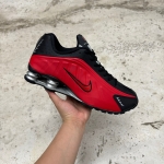 1026CS75 - NIKE SHOX R4 UNIVERSITY RED BLACK - 45