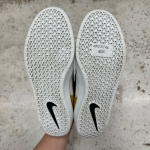 1026CS92 - NIKE SB FORCE 58 YELLOW BLACK - 41