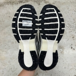 1026CS93 - NIKE P-6000 METALLIC SILVER BLACK - 43