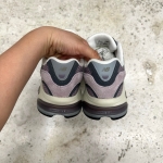 1026CS96 - NEW BALANCE 2010 ICE WINE LN FB - 40,5