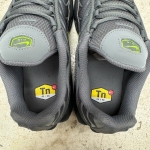 1026AM1 - NIKE AIR MAX PLUS SMOKE GREY VOLT LN FB - 41