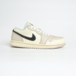 1026JD13 - JORDAN 1 LOW SANDDRIFT FB - 40,5