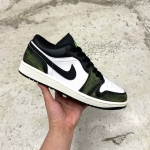 1026JD15 - JORDAN 1 LOW WEAR AWAY ELECTRIC GREEN LN - 42,5