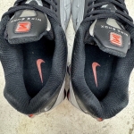 1026CS110 - NIKE SHOX R4 SILVER RED FB - 41