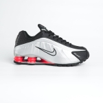 1026CS110 - NIKE SHOX R4 SILVER RED FB - 41
