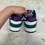 1026DU10 - NIKE DUNK LOW GORGE GREEN DEEP ROYAL - 44