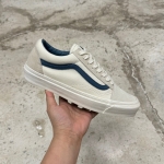 1026CS117 - VANS VAULT OLD SKOOL CREAM NAVY LN - 42