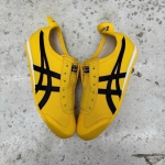 1026CS127 - ONITSUKA TIGER MEXICO 66 SLIP ON YELLOW BLACK DS FB - 39,5