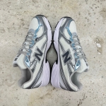 U7402Y9 - NEW BALANCE 740 WHITE CASTLEROCK DS FB