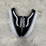 1026CS137 - VANS OLD SKOOL MULE DS FB - 40