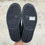 1026JD27 - JORDAN 1 LOW OG TRAVIS BLACK PHANTOM - 41