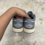 1026JD28 - JORDAN 1 LOW VINTAGE GREY - 41