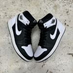 1026JD29 - JORDAN 1 HIGH OG BLACK WHITE FB - 44