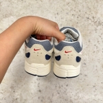 1026CS149 - NIKE P-6000 LIGHT KHAKI - 42.5