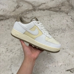 1026AF18 - AF1 LOW COCONUT MILK KHAKI - 44