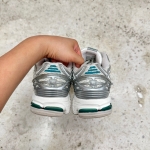 1026CS158 - NEW BALANCE 1906 SILVER METALLIC SEA SALT - 44