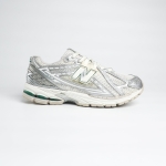 1026CS158 - NEW BALANCE 1906 SILVER METALLIC SEA SALT - 44