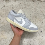 1026JD32 - JORDAN 1 LOW COCONUT MILK NEUTRAL GREY FB - 44.5