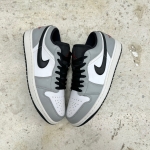 1026JD34 - JORDAN 1 LOW SMOKE GREY V2 - 43