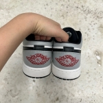 1026JD34 - JORDAN 1 LOW SMOKE GREY V2 - 43