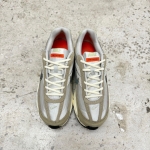 1026CS169 - NIKE INITIATOR LIGHT BONE CARGO KHAKI DS FB - 42