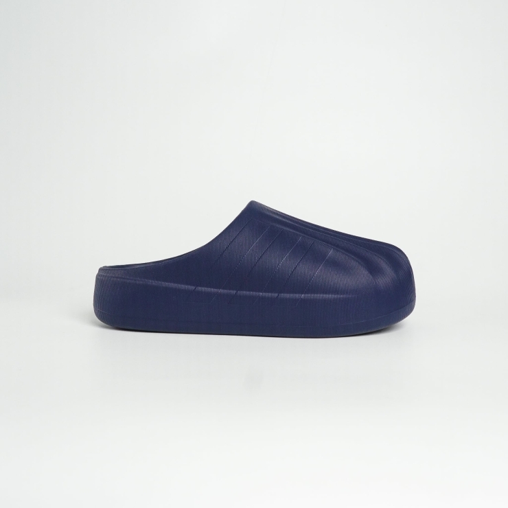 T826CS46 - ADIDAS MULE NAVY DS - 42