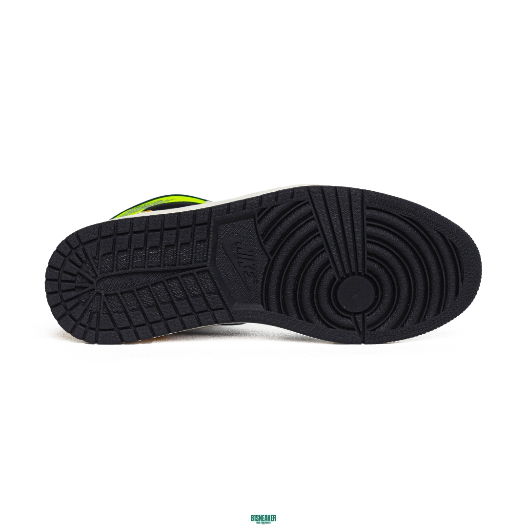 Air Jordan 1 Retro High OG Volt Gold 555088-118
