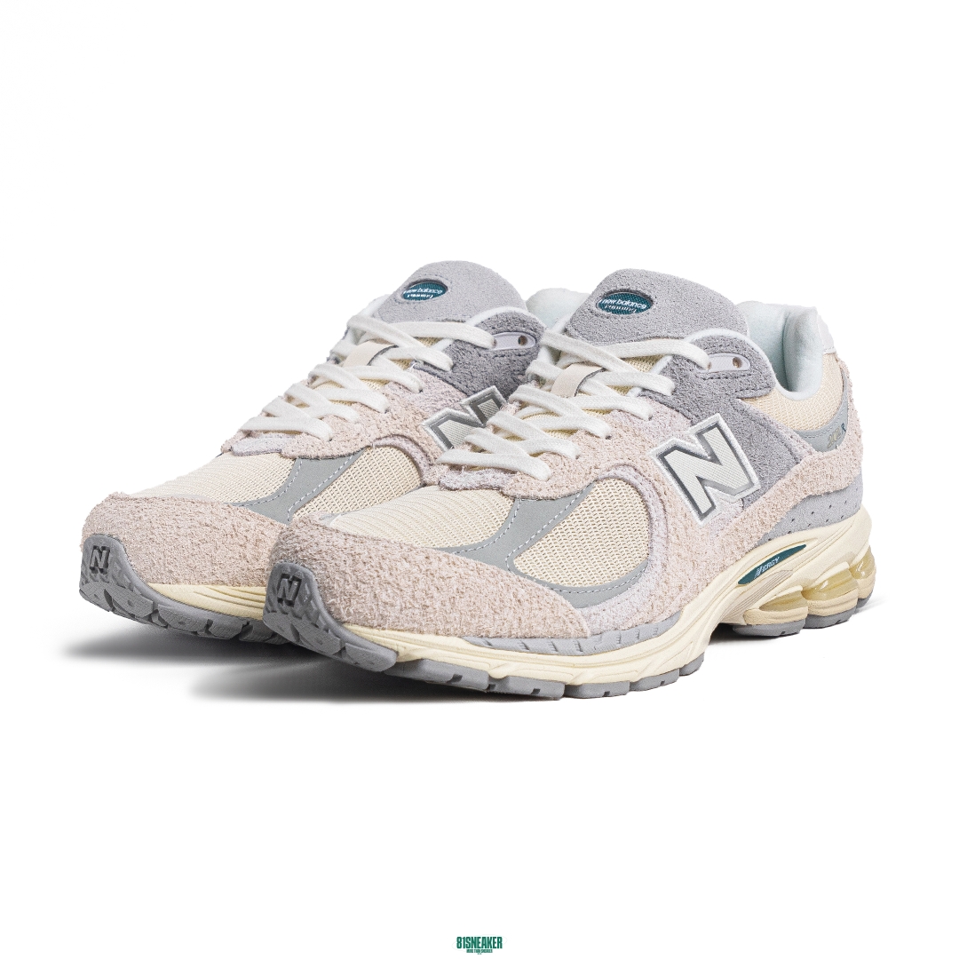 New Balance 2002R Linen M2002REK
