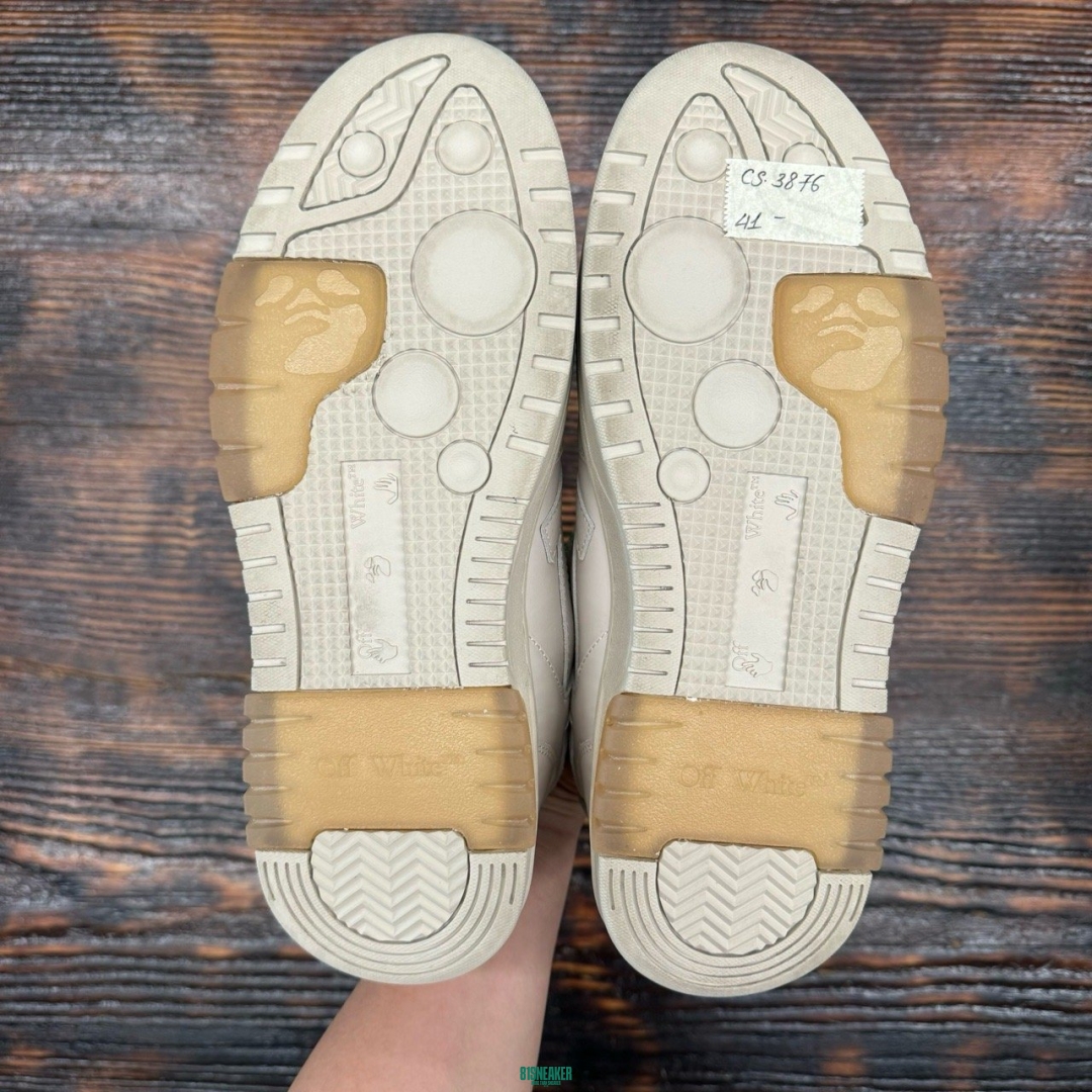 cs3876 - OFF WHITE Out Office - 41