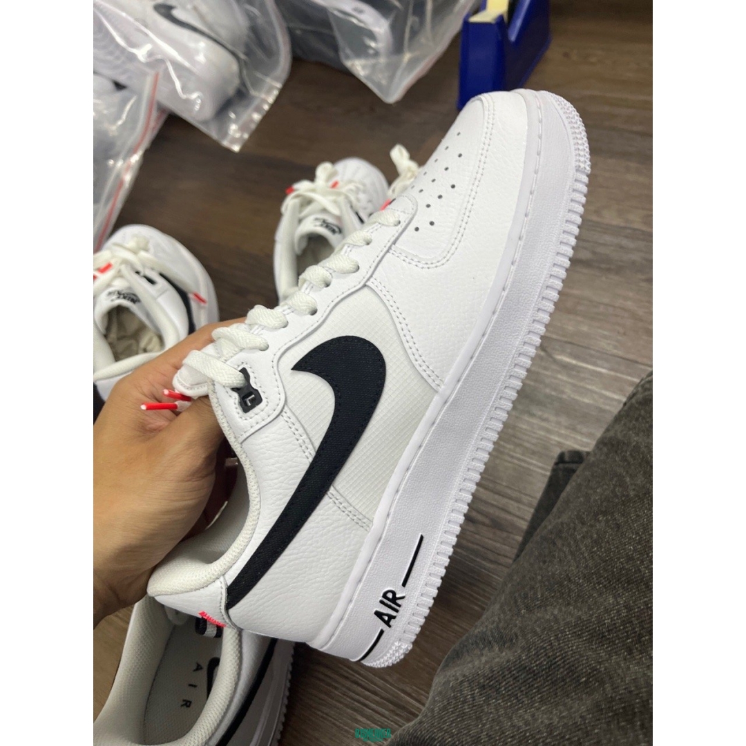 HV9509100 AF1 LOW WHITE BLACK BRIGHT CRIMSON DS