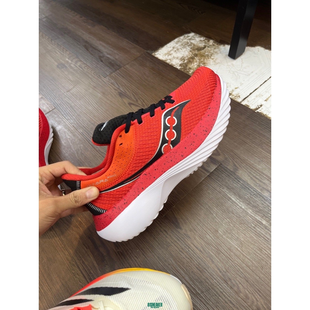CS4066 - SAUCONY KINVARA PRO FB - 44