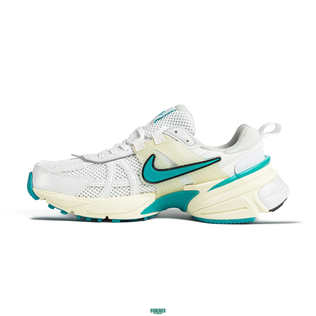 V2K WHITE MINT FD0736-105