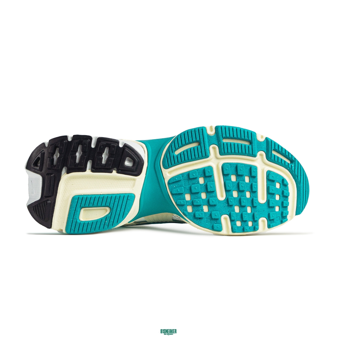 V2K WHITE MINT FD0736-105