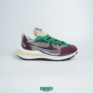 CS3950 - NIKE SACAI X VAPOR VILLAIN RED - 42.5