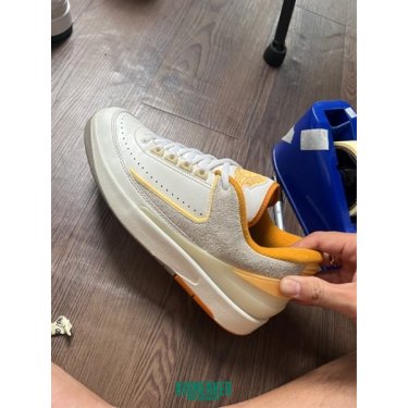 jd2572 - Jordan 2 Low Craft Melon Tint - 42.5
