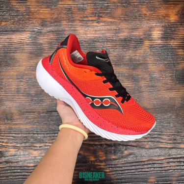 CS4066 - SAUCONY KINVARA PRO FB - 44