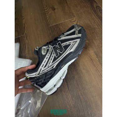 U1906RCF NEWBALANCE 1906 BLACK GREY DS