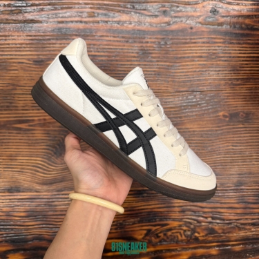 CS4649 - ONITSUKA TIGER ADVANTIN WHITE BLACK DS FB - 41,5