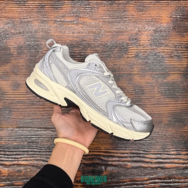U530SEA NEWBALANCE 530 SILVER METALLIC REFLECTION DS FB - 40,5