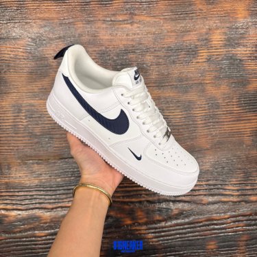 IR5599100 - AF1 LOW CARBON WHITE NAVY DS