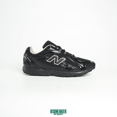 T826CS54 - NEWBLANCE 204L BLACK FB - 40,5