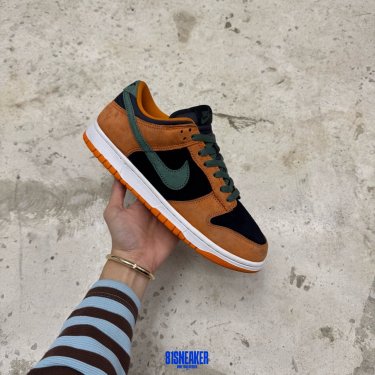 T826DU14 - DUNK LOW CERAMIC FB - 42