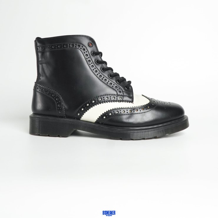 CS2253 - DR MARTENS AFFLECK - 43