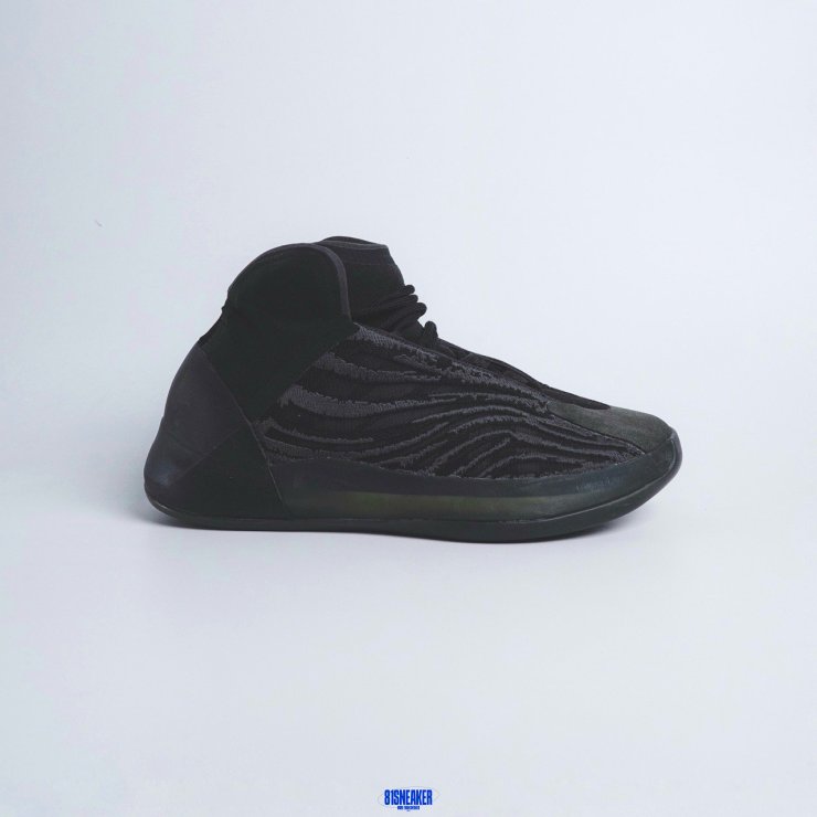 cs2875 - Yezzy Quantum Onyx - 43