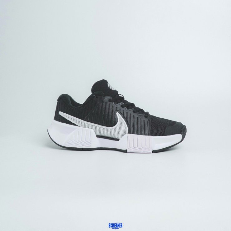 cs3795 - Nike GP Challenge Pro DS FB - 37.5