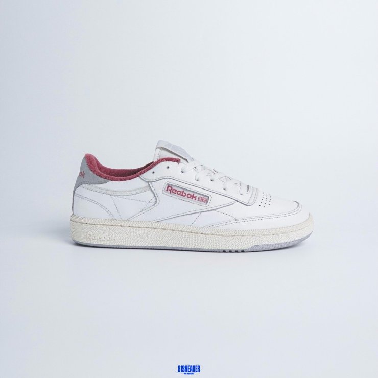 RB65 - Reebok Club C 85 White Red Ds - 40